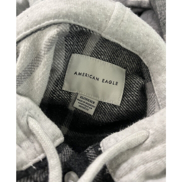 American Eagle Hoodie Women’s Size XS Long Sleeve Button Up Pocket Cotton Plaid - Picture 4 of 7